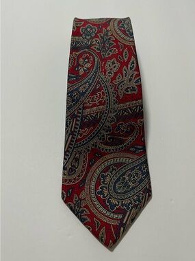 Men’s Shop Silk Tie Red Blue Paisley Classic 3”